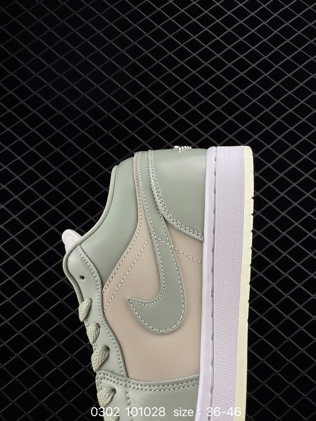 Jordan Air Jordan 1 Low SE“Seafoam”